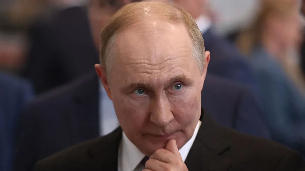 Заборона «Яблука»: Кремль зачищає вибори від антивоєнної риторики
