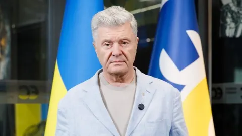Порошенко пропонує мораторій на перевірки бізнесу та страхування воєнних ризиків