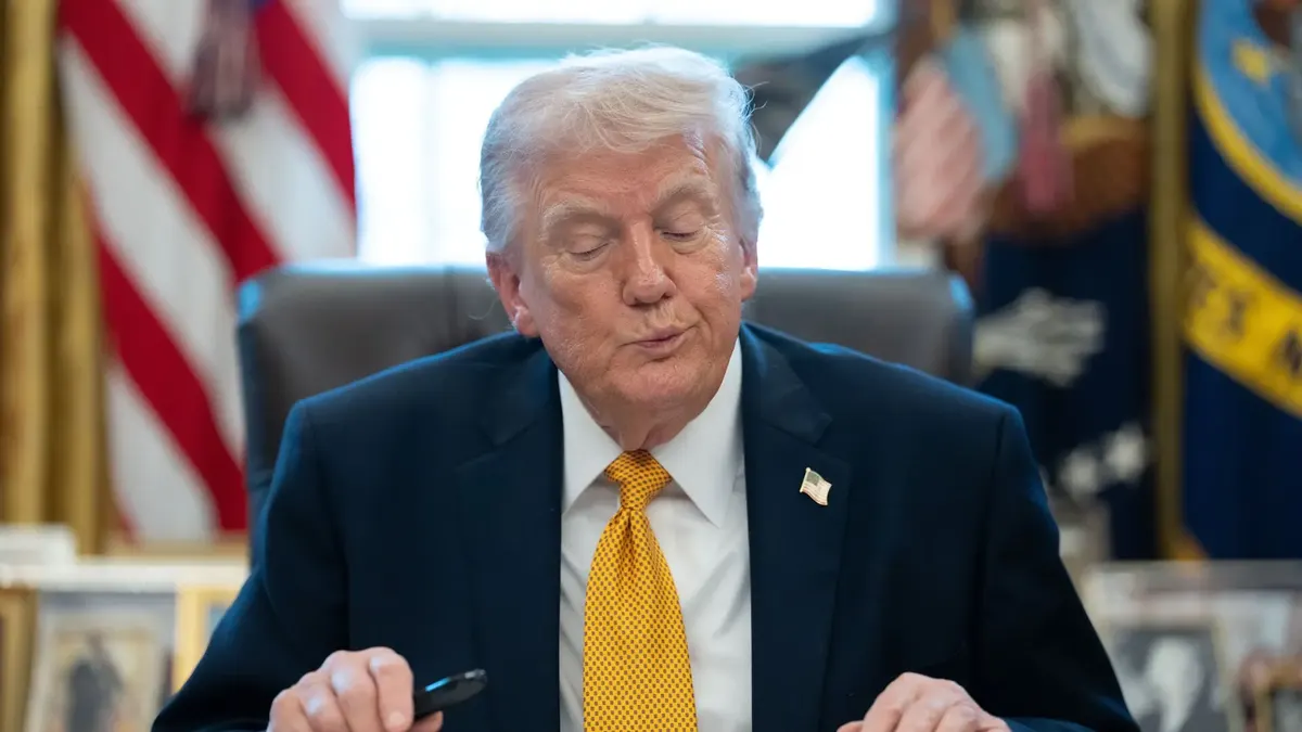 Рейтинг Трампа впав до історичного мінімуму: що стоїть за цифрою 32%