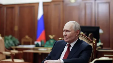 Путін дозволив відбирати інфраструктуру у власників через удари дронів