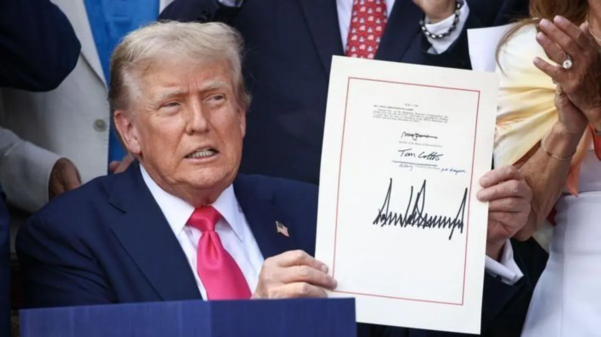 США готують мита до 100% для покупців російської нафти: що це змінить