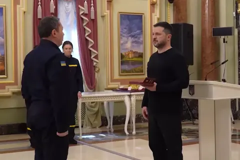 56 тисяч рятувальників і шість «Золотих Зірок»: що стоїть за привітанням ДСНС