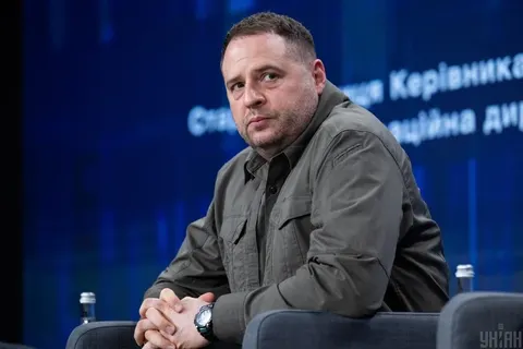 Єрмак залишиться під обов'язками, але без браслета: що вирішив ВАКС