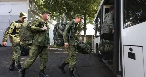 Вибори в Росії завершилися: що стоїть за розмовами про нову мобілізацію