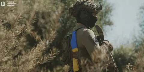 Зеленський привітав розвідників із професійним святом