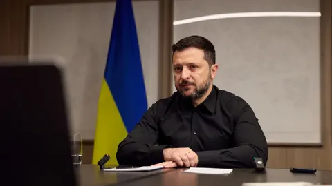 Зеленський вимагає від Ради негайно звільнити генпрокурора Кравченка