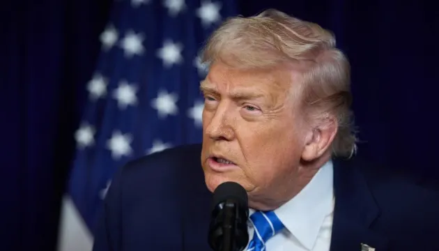 Трамп погрожує торгівлею через ставку ФРС: що це означає для ринків