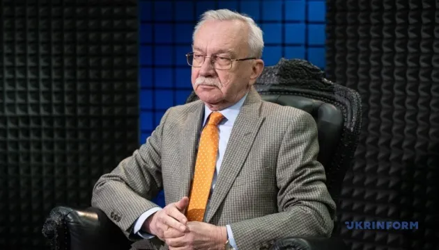 Мирні заяви Путіна та ескалація: що стоїть за суперечливими сигналами