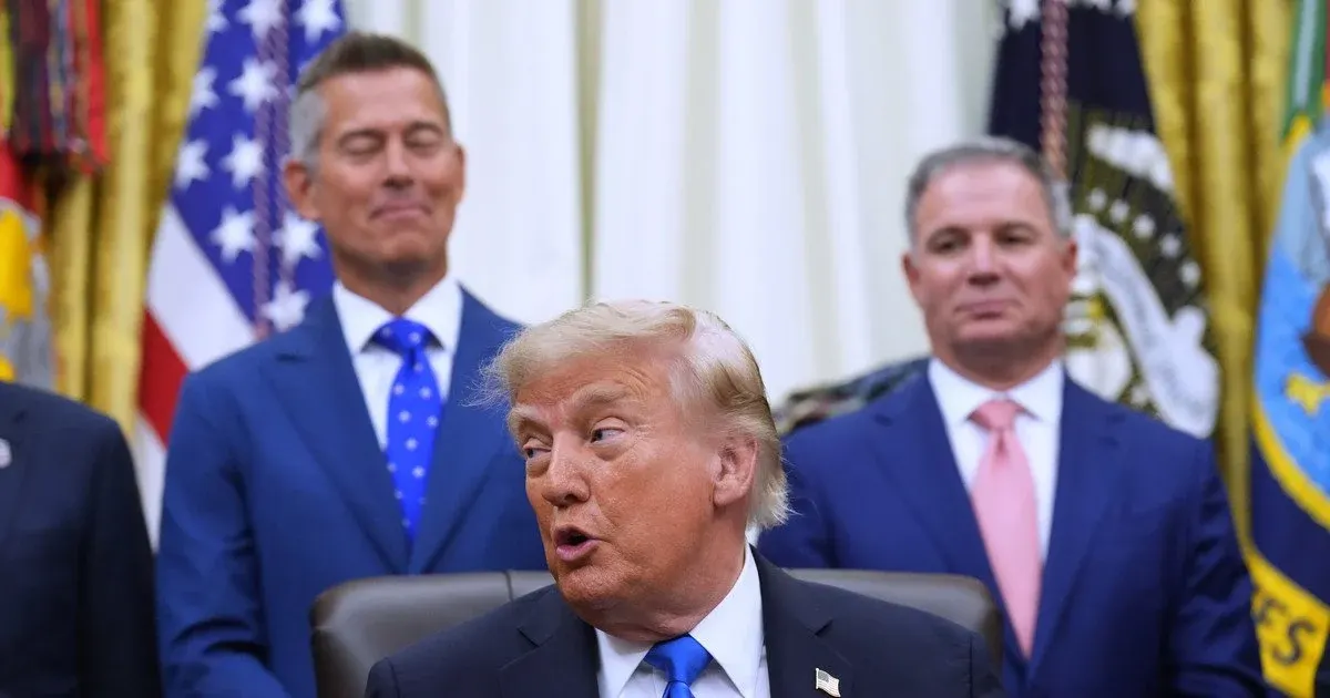 Трамп про відео «бусифікації»: пообіцяв опублікувати записи