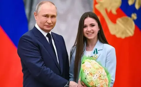 Валієва чекає рішення ISU: що означає можливе повернення фігуристки на лід