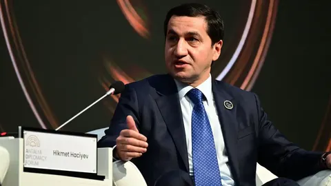 Зеленський нагородив помічника президента Азербайджану орденом «За заслуги»