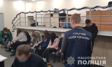 Шахрайські кол-центри в Україні: за що тепер даватимуть до 12 років