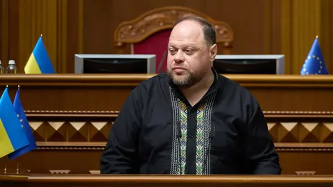 Зеленський присвоїв Стефанчуку ранг надзвичайного і повноважного посла