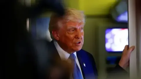 Трамп хоче повернути гроші за зброю для України: що це означає для Європи