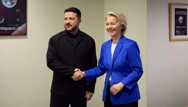 Зеленський у Нью-Йорку обговорив із фон дер Ляєн санкції та фінансування
