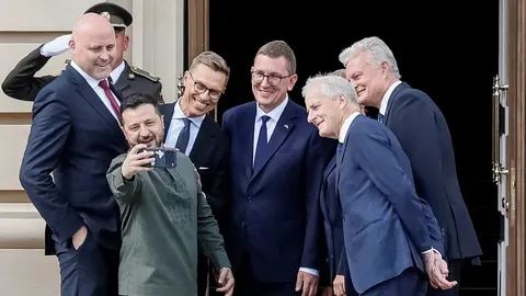 День Незалежності, декларація NB8 та новий погляд на мобілізацію: підсумки ранку 24 серпня