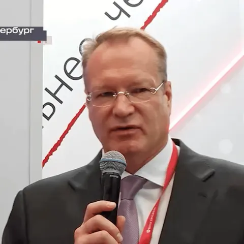 На весіллі сина Трампа був топменеджер, пов'язаний із ГРУ: що це означає