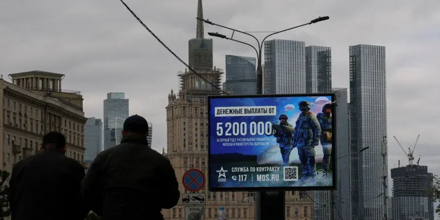Кремль тисне на контрактників: чому РФ уникає оголошення мобілізації