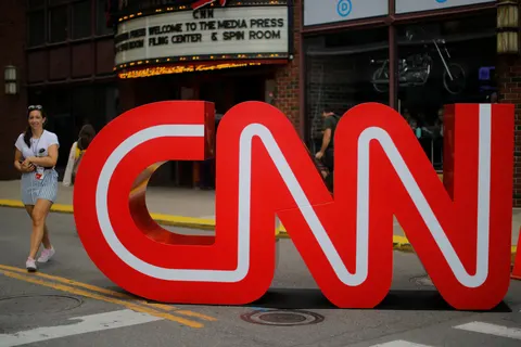 Трамп закрив Білий дім для CNN, MS NOW і Politico: що це означає