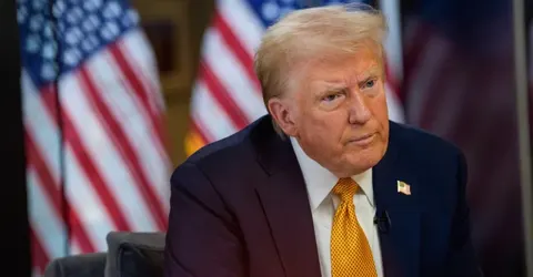 Трамп закликав Україну припинити удари по російській паливній інфраструктурі