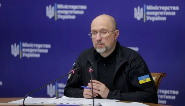 Понад 2,3 тисячі тонн енергообладнання отримали Київ і 21 область: що це змінює перед зимою