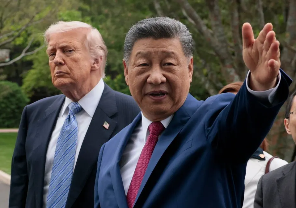 Сі Цзіньпін тисне на Трампа через Тайвань: що стоїть за паузами в постачанні зброї