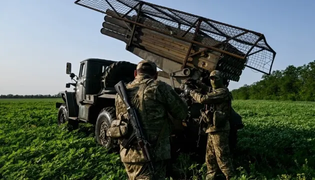 Удар по СБУ біля Софії Київської: ескалація напередодні візиту спецпосланців США