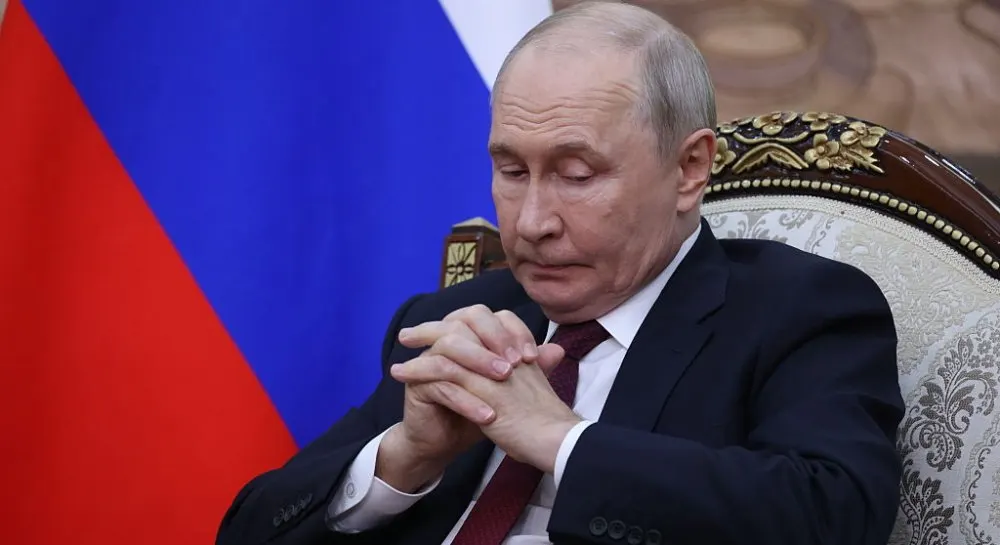 Путін про переговори з Україною: контакти тривають по лінії спецслужб
