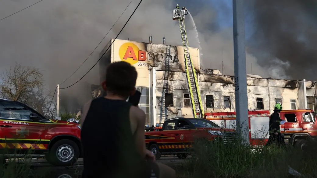 Атака на склади «Аврори» та підготовка візиту спецпосланців Трампа: головне за 1 вересня