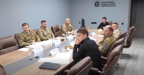 Зеленський наказав посилити оборону Запоріжжя: що це означає