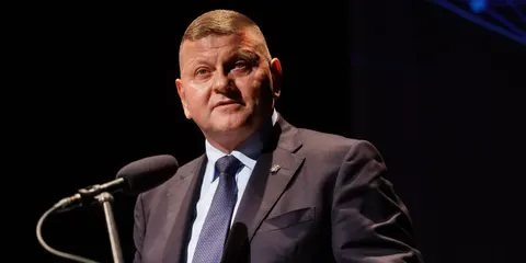 Залужний: Україна виходить зі статусу «буферу» між Сходом і Заходом