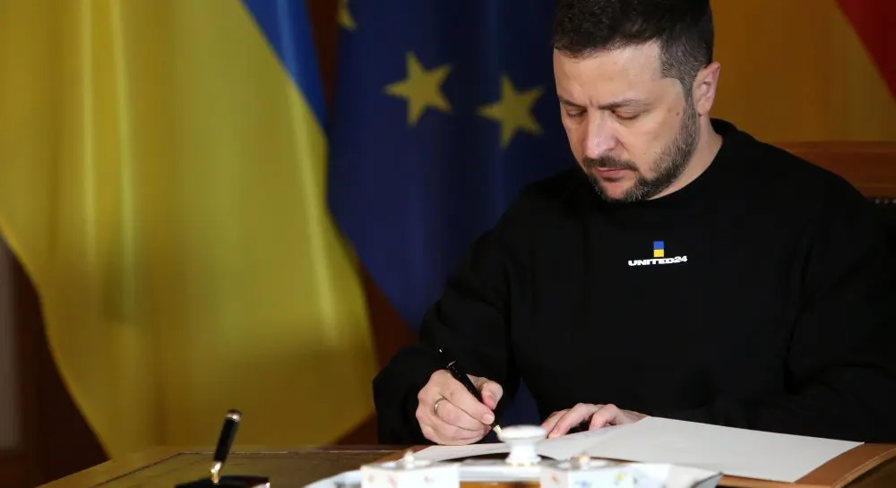 Зеленський звільнив послів у чотирьох країнах: що це означає