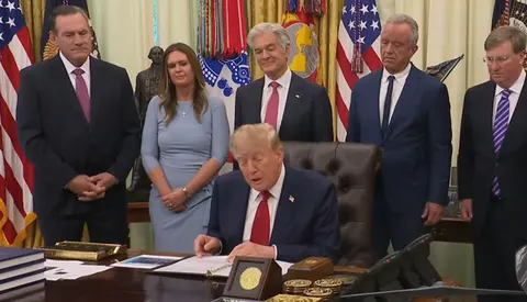 Трамп: росія атакує союзників України вже близько п'яти років