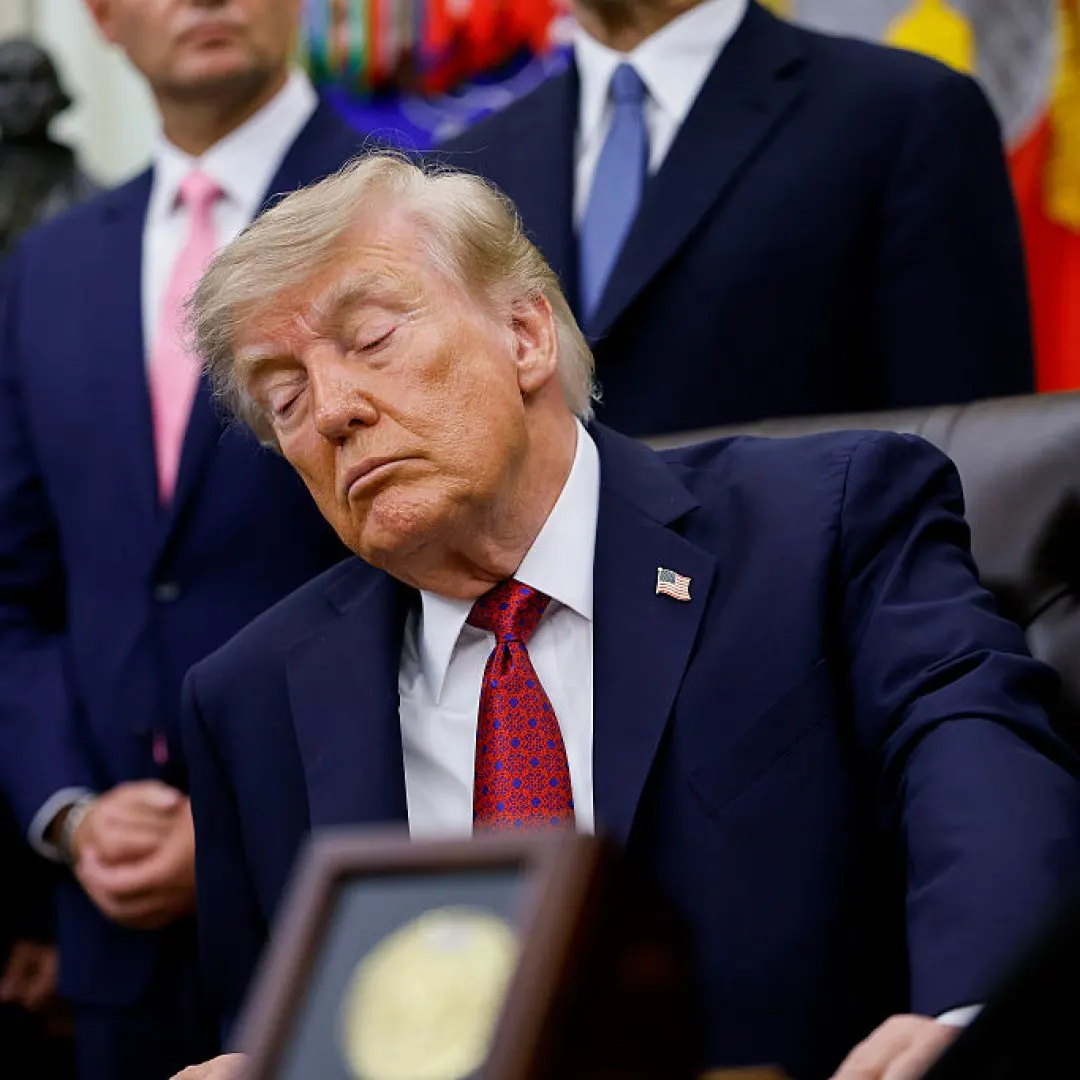 Трамп заснув під час виступу в Білому домі: відео стало вірусним