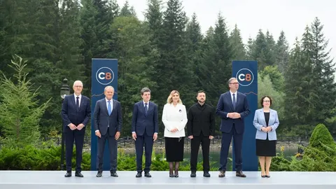 Карпатський саміт: що дає Україні новий формат C8
