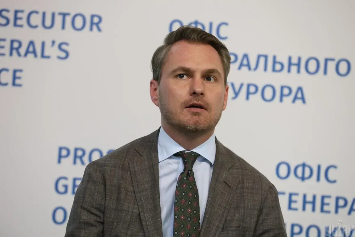 Зеленський звільнив Кравченка з посади генпрокурора: що це означає