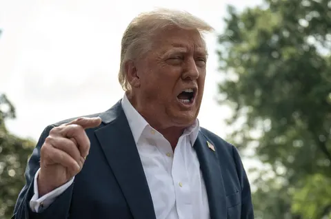 Санкції, Китай і скандал навколо сина Трампа: що це означає для України
