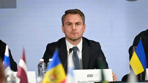 Звільнення Кравченка: що скандал навколо генпрокурора означає для влади та країни
