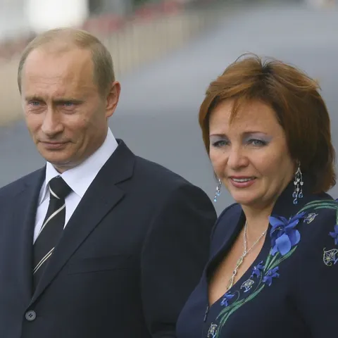 Експерша леді РФ Людмила Очеретна: як розлучення, новий шлюб і війна змінили її