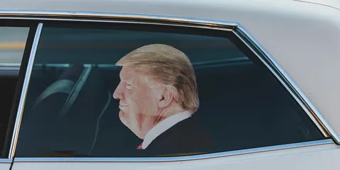 Трамп, Nvidia і ШІ без гальм: що стоїть за курсом Вашингтона на прискорення