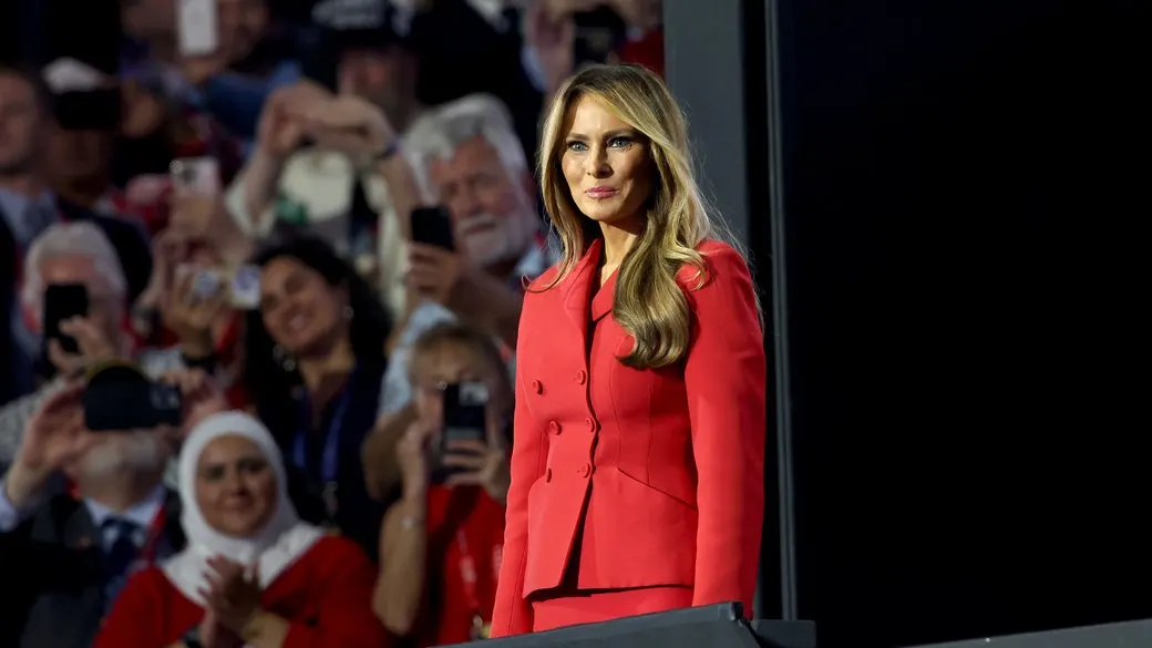 Меланія Трамп пустила CNN і Politico на свій захід попри заборону Білого дому