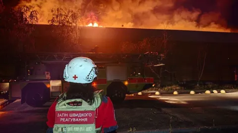 Удар по Запоріжжю: як волонтери Червоного Хреста працювали на місці атаки