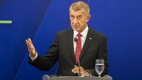 Бабіш закликав тиснути і на Зеленського: що стоїть за заявою прем'єра Чехії