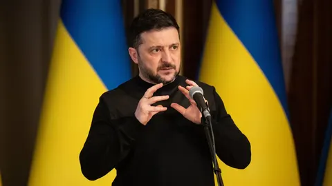 Зеленський вимагає звільнити генпрокурора Кравченка після підозри директору НАБУ