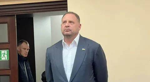 З Єрмака зняли електронний браслет: що це змінює у справі на 460 мільйонів