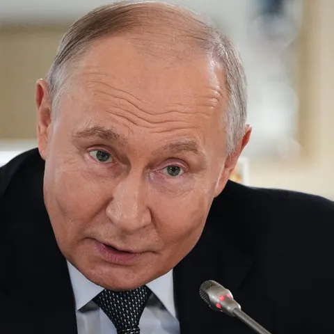 Путін погрожує ударами по економіці України у відповідь на атаки