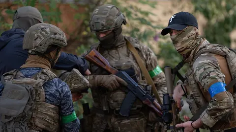Зеленський звільнив очільника департаменту СБУ після стрілянини з ГУР у Києві