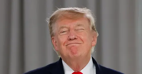 Трамп обмежив доступ CNN, Politico і MS NOW до Білого дому