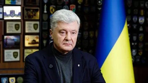 Порошенко проти голосування в укритті: "Хто боїться – кладіть мандати"