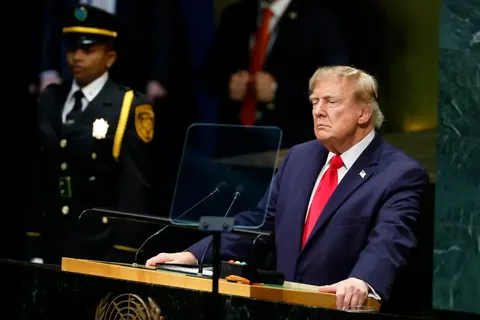 Трамп погрожує Росії «пекельними санкціями»: що це змінює для України
